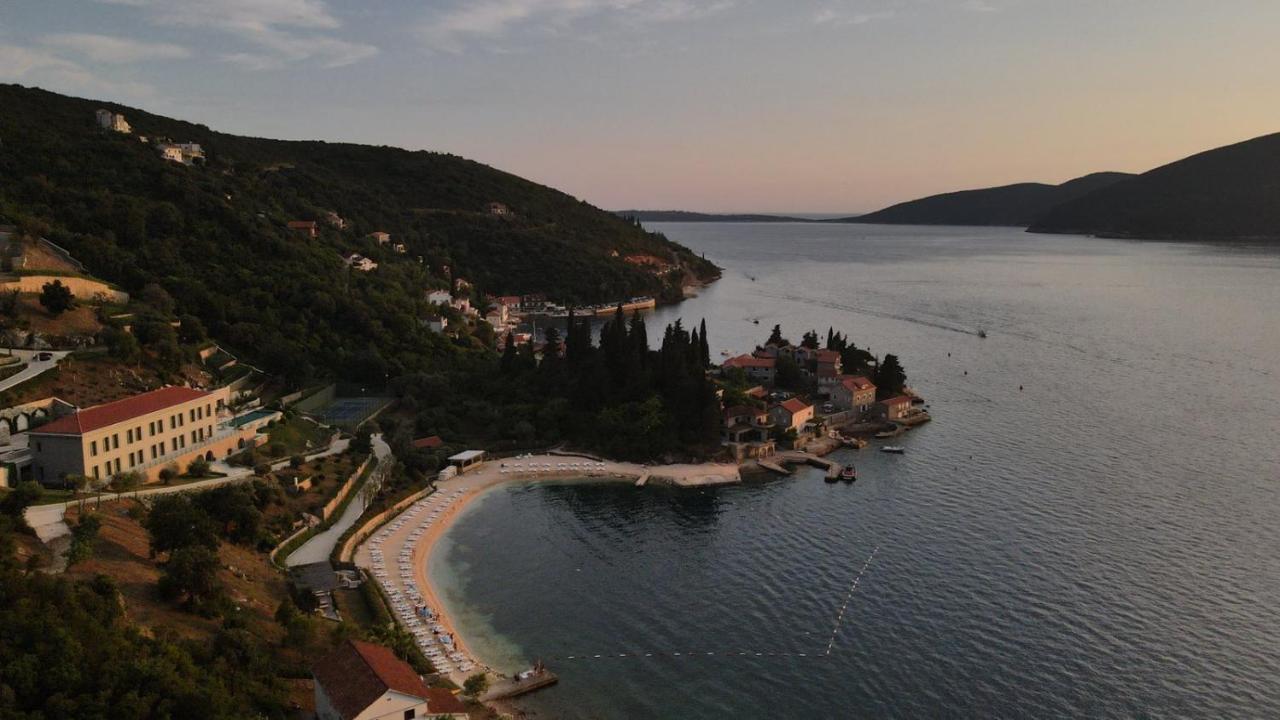 Casa De Laza Apartments Χέρτσεγκ Νόβι Εξωτερικό φωτογραφία